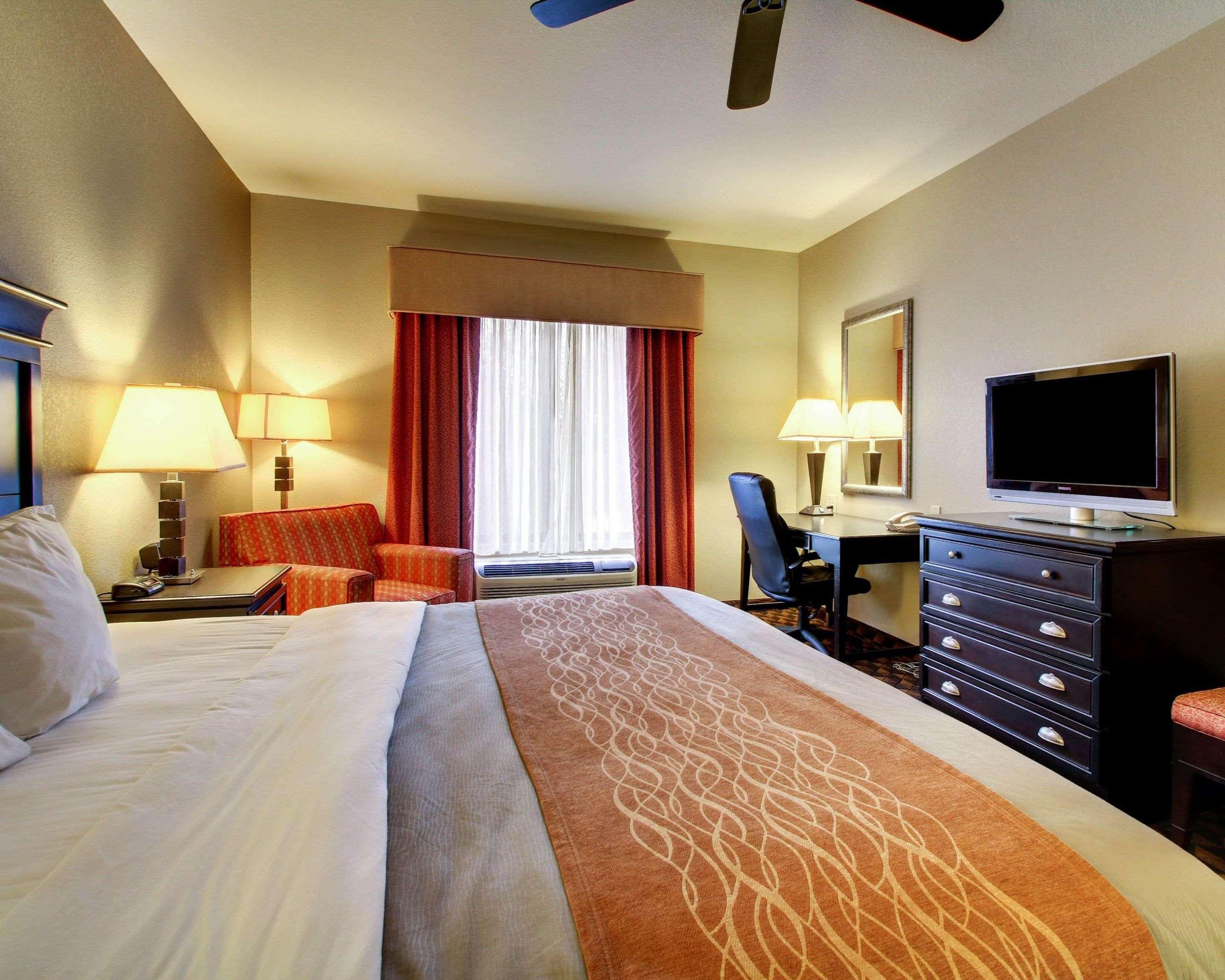 Comfort Inn & Suites Clinton Exteriér fotografie