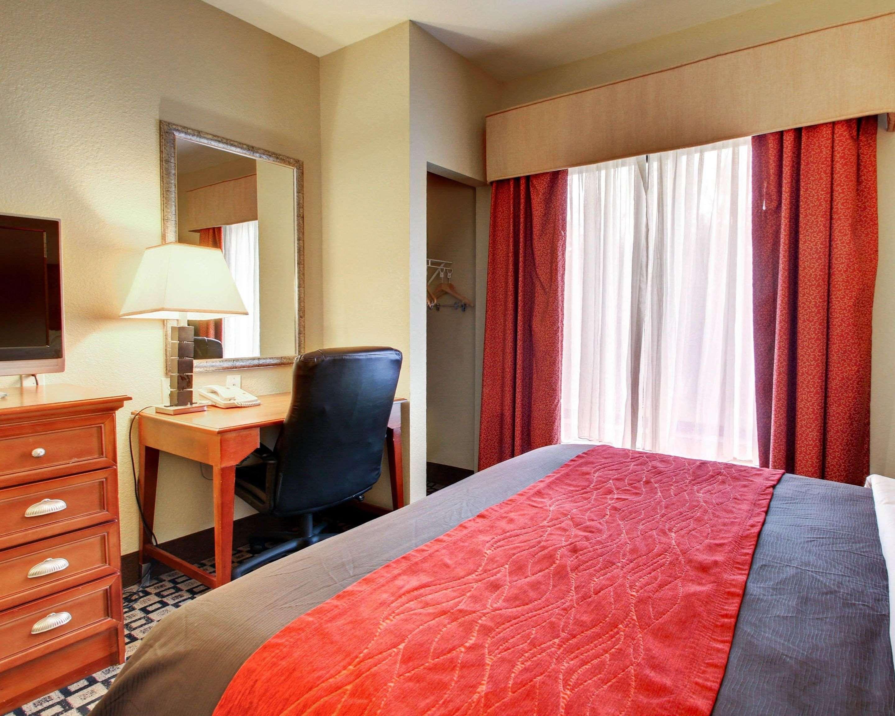 Comfort Inn & Suites Clinton Exteriér fotografie