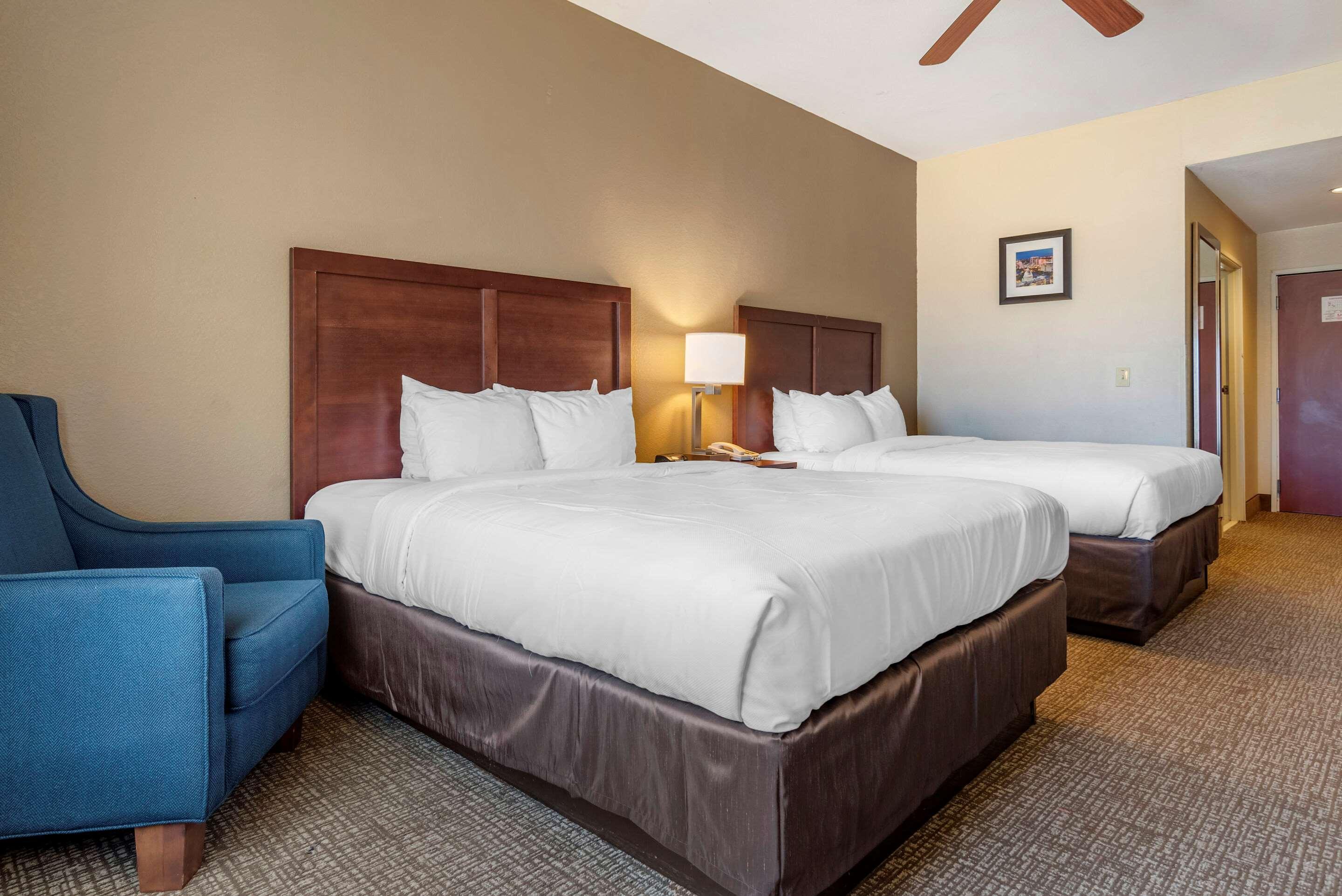 Comfort Inn & Suites Clinton Exteriér fotografie