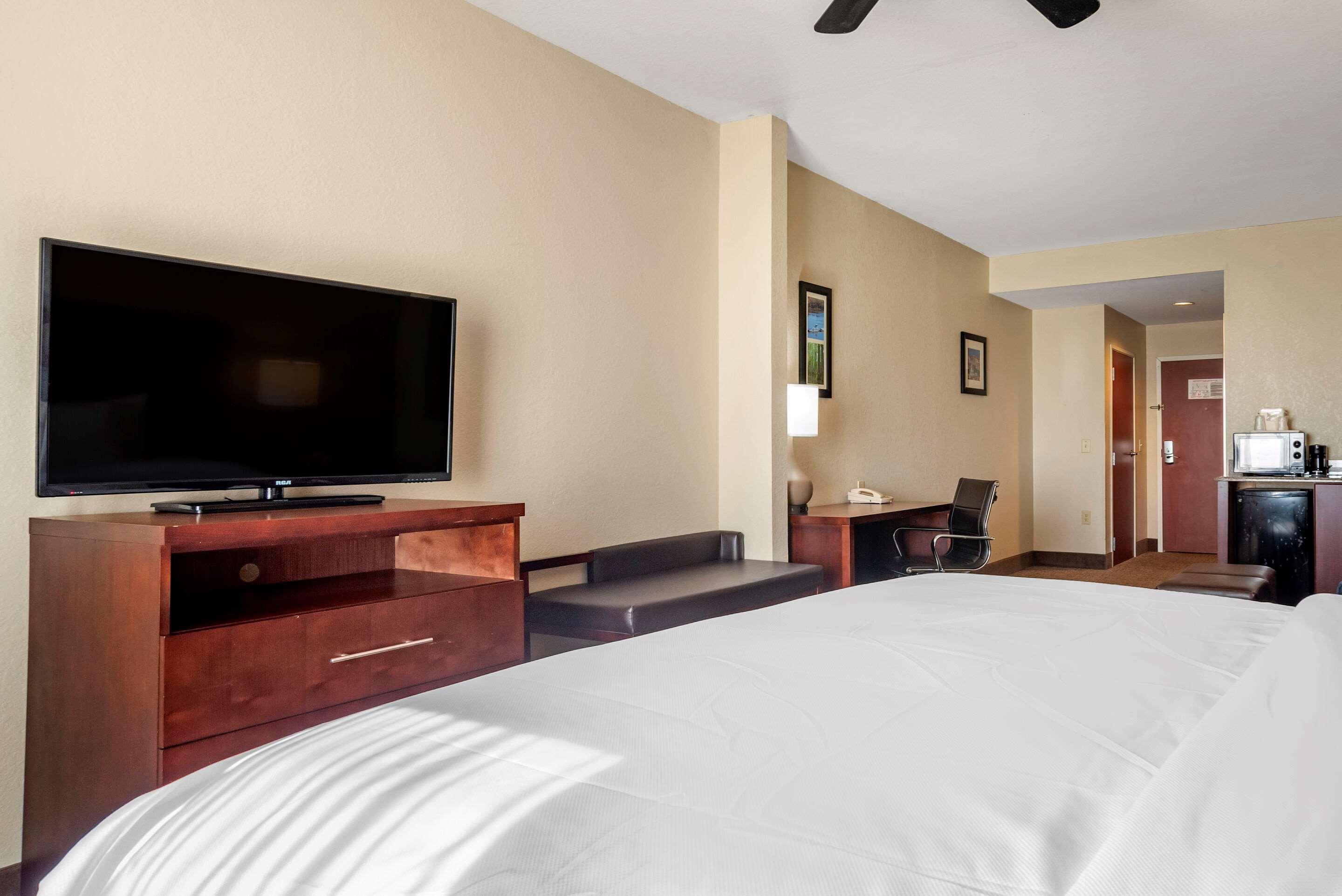 Comfort Inn & Suites Clinton Exteriér fotografie