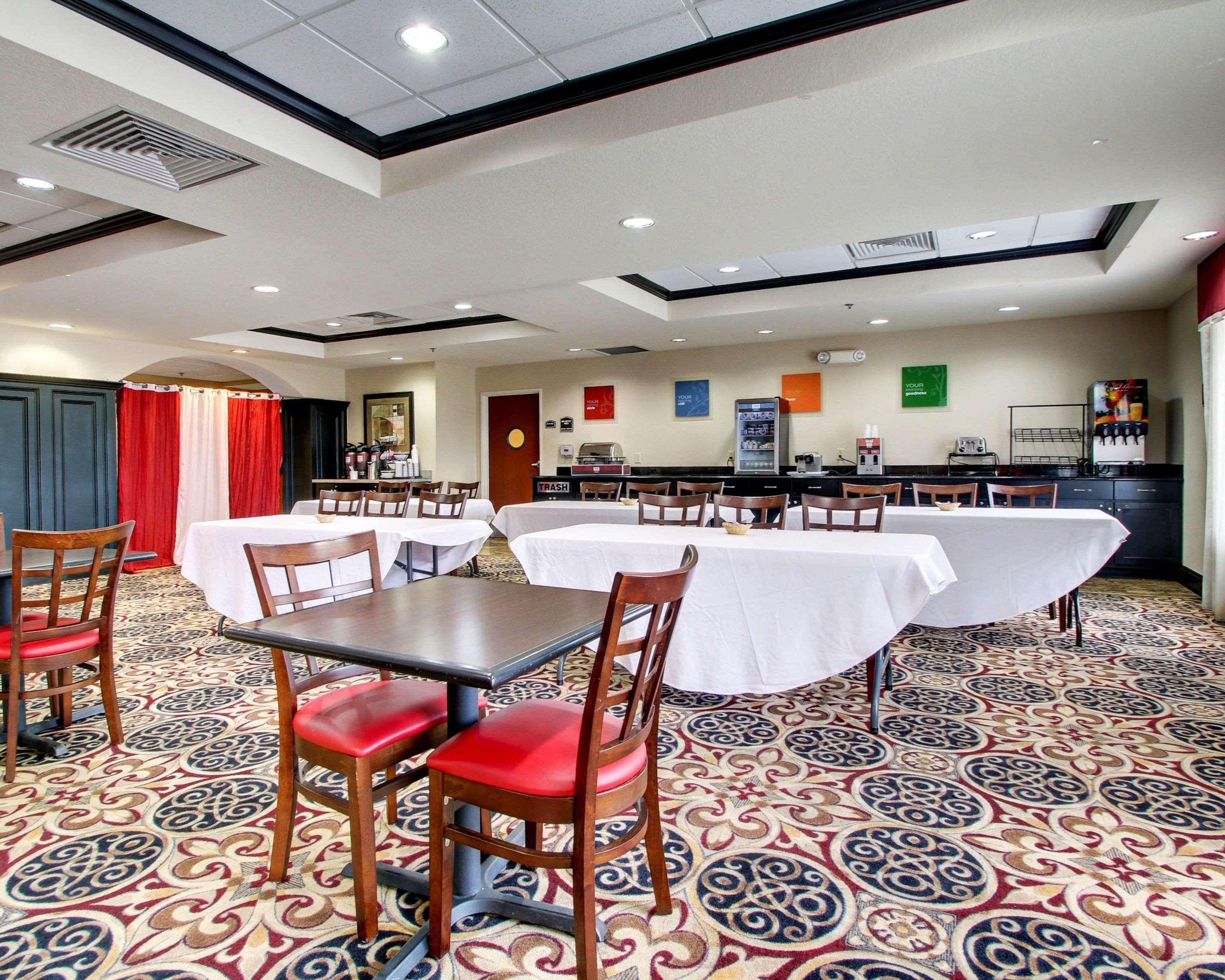Comfort Inn & Suites Clinton Exteriér fotografie